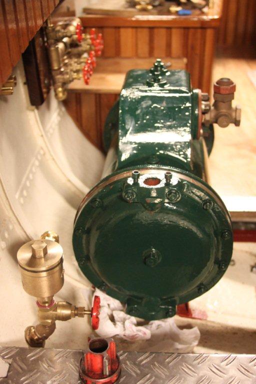 Condensor met kranenbord